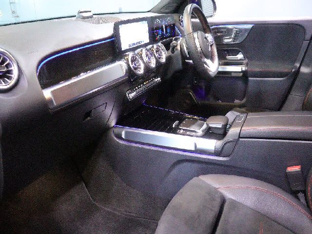 MERCEDES BENZ MERCEDES BENZ GLB 2021