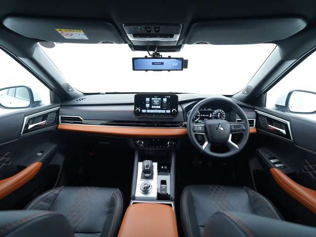 MITSUBISHI OUTLANDER PHEV 2023