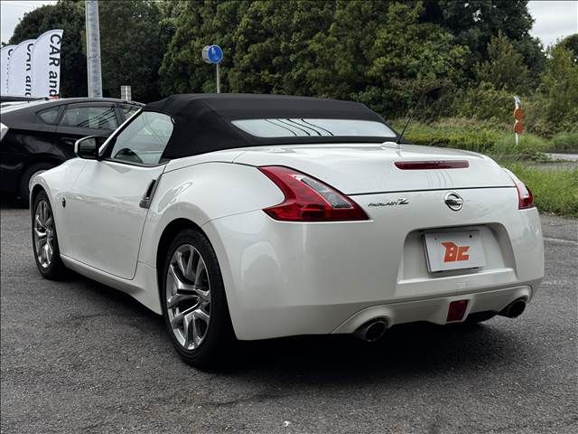 NISSAN FAIRLADY Z roadstar 2010