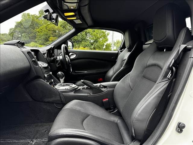 NISSAN FAIRLADY Z roadstar 2010