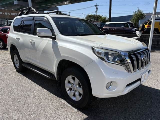 TOYOTA LANDCRUISER PRADO 2016