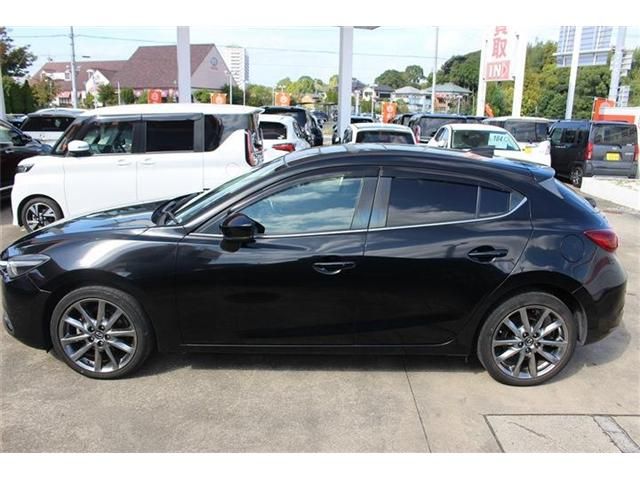 MAZDA AXELA SPORTS 2016