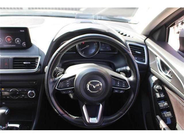 MAZDA AXELA SPORTS 2016