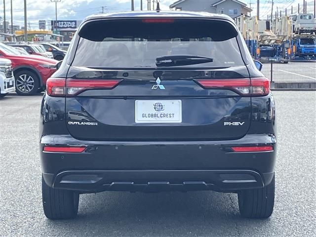 MITSUBISHI OUTLANDER PHEV 2022