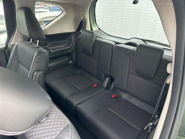 HONDA FREED HYBRID 2024