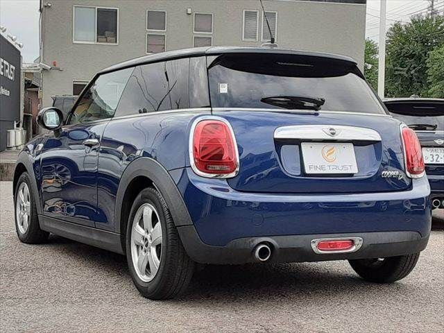 BMW BMW MINI COOPER D 2016