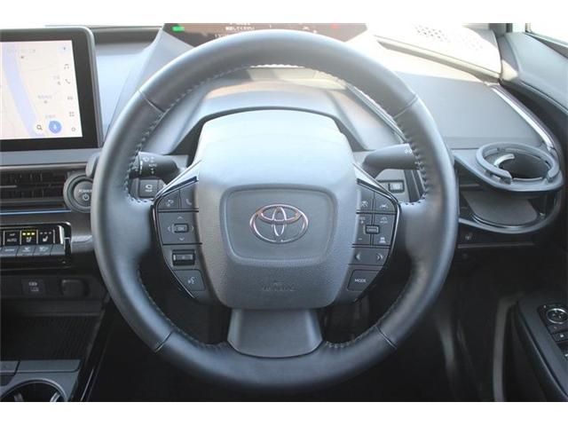 TOYOTA PRIUS PHV 2023