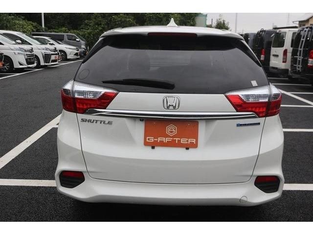 HONDA SHUTTLE HYBRID 2016