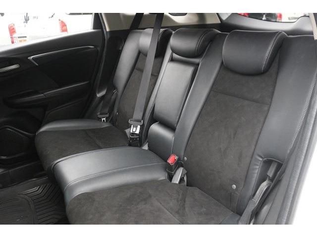 HONDA SHUTTLE HYBRID 2016