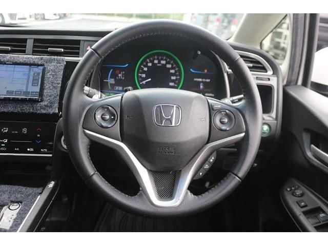 HONDA SHUTTLE HYBRID 2016