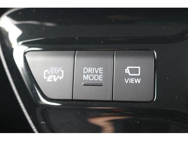 TOYOTA PRIUS PHV 2019