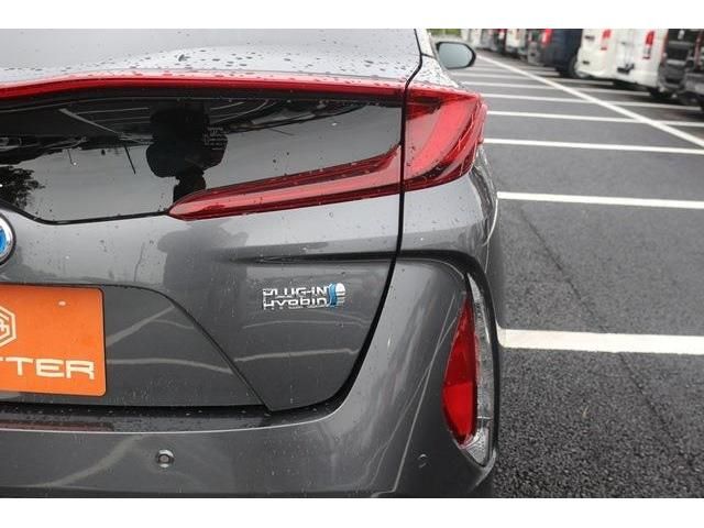 TOYOTA PRIUS PHV 2019