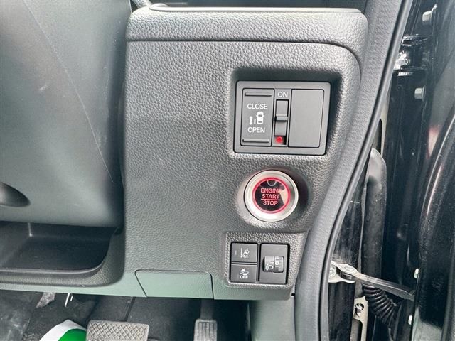 HONDA N BOX CUSTOM 2022