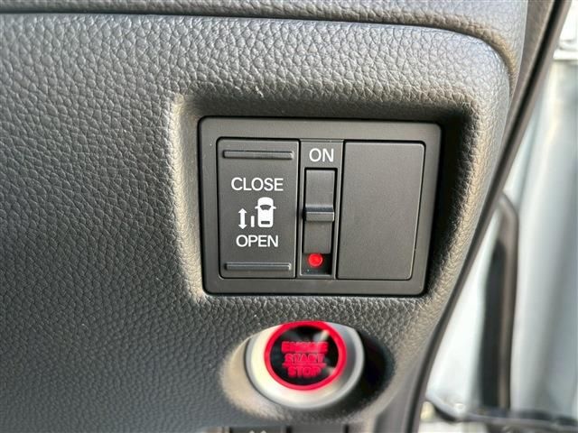 HONDA N BOX CUSTOM 2023