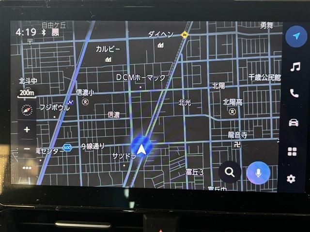 TOYOTA VOXY HYBRID 4WD 2022