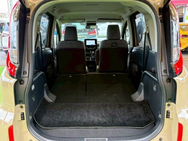 TOYOTA SIENTA HYBRID 2023