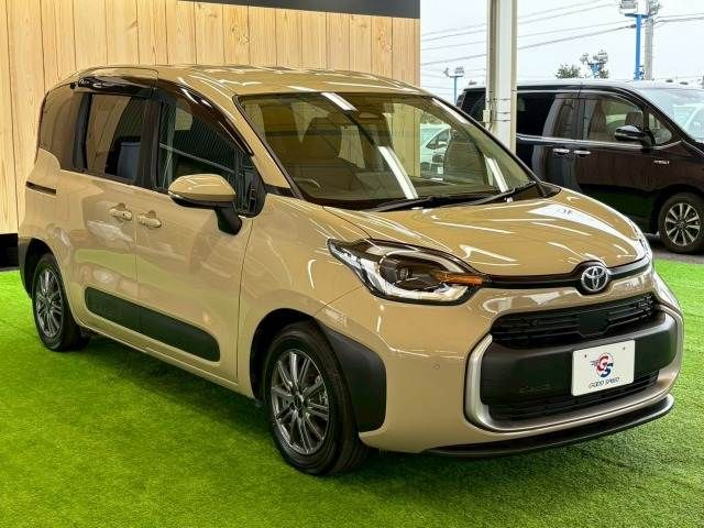 TOYOTA SIENTA HYBRID 2023