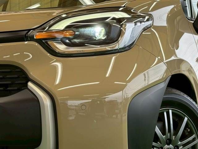 TOYOTA SIENTA HYBRID 2023