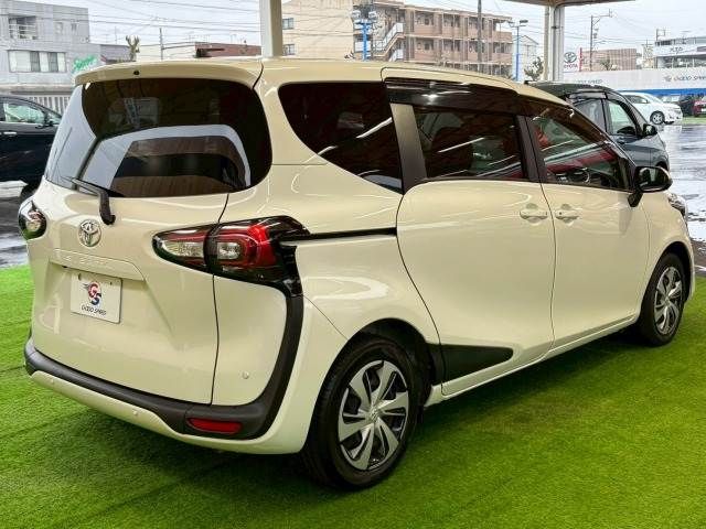 TOYOTA SIENTA 2018
