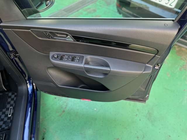 VOLKSWAGEN VOLKSWAGEN SHARAN 2019