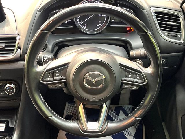 MAZDA AXELA SPORTS 2017