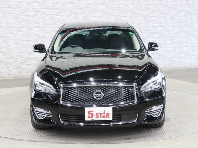 NISSAN FUGA HYBRID 2020