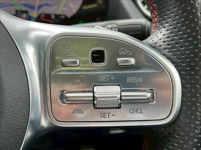 MERCEDES BENZ MERCEDES BENZ GLA class 2020