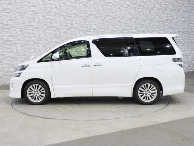 TOYOTA VELLFIRE 2014