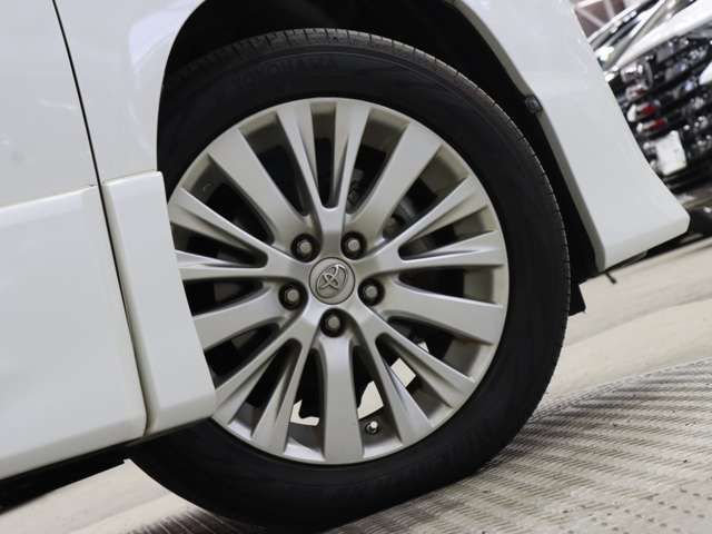 TOYOTA VELLFIRE 2014