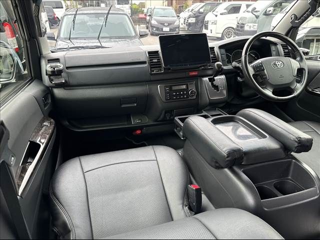 TOYOTA REGIUSACE van 2WD 2017