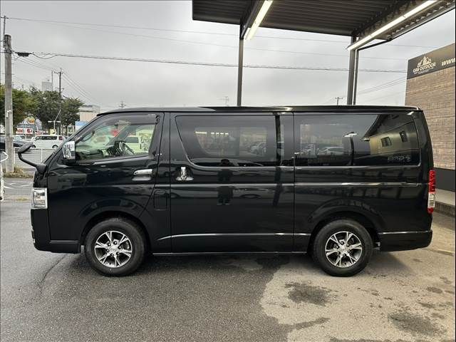 TOYOTA HIACE van 2WD 2024