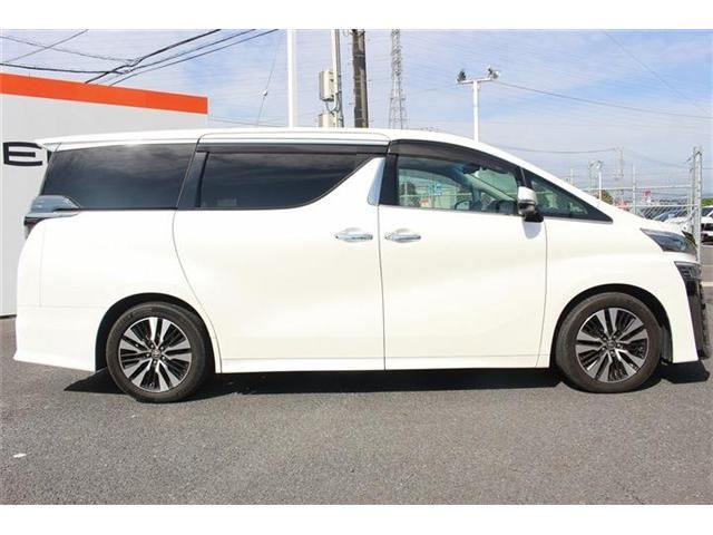 TOYOTA VELLFIRE 2019