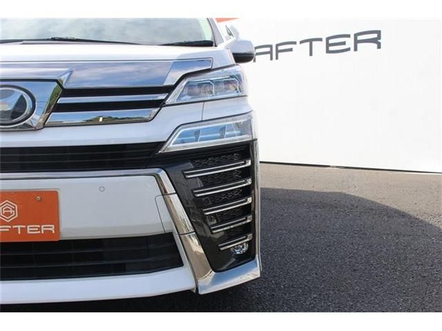 TOYOTA VELLFIRE 2019