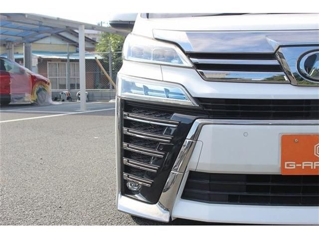 TOYOTA VELLFIRE 2019