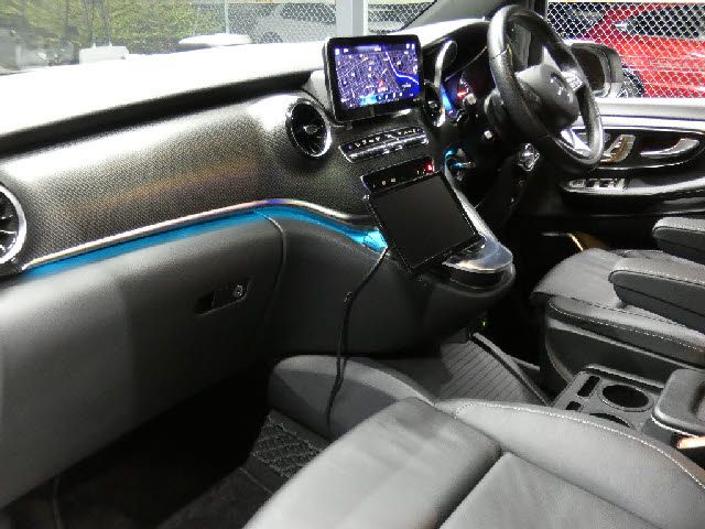 MERCEDES BENZ MERCEDES BENZ V class 2022