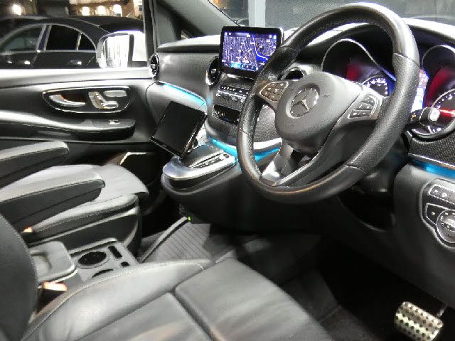 MERCEDES BENZ MERCEDES BENZ V class 2022