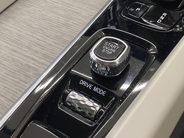 VOLVO VOLVO XC60 2021