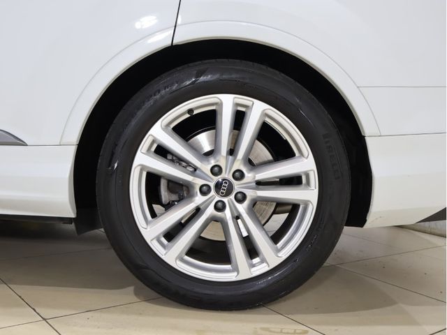 AUDI AUDI  Q7 2021