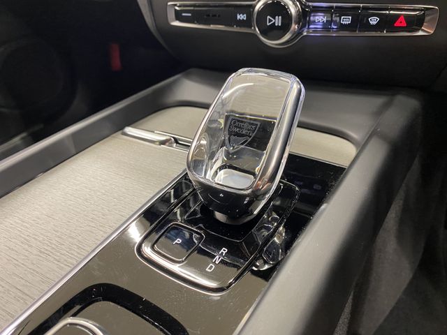 VOLVO VOLVO V60 2022