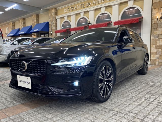 VOLVO VOLVO V60 2022