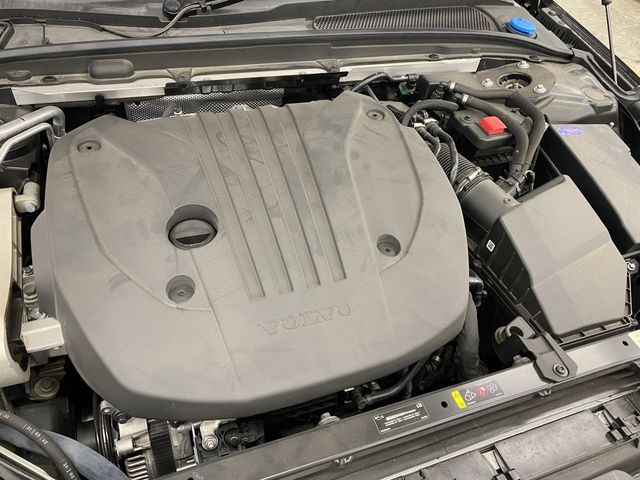 VOLVO VOLVO V60 2022