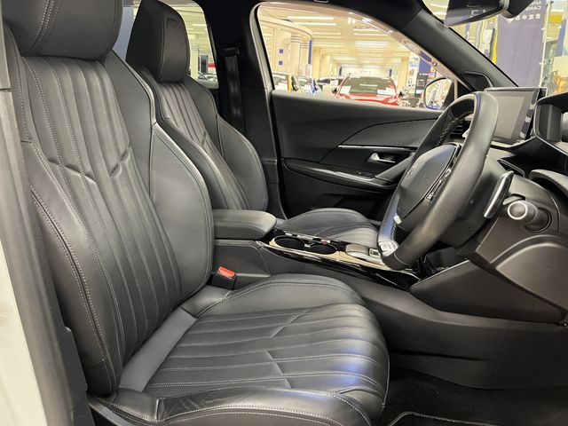 PEUGEOT PEUGEOT 2008 2022