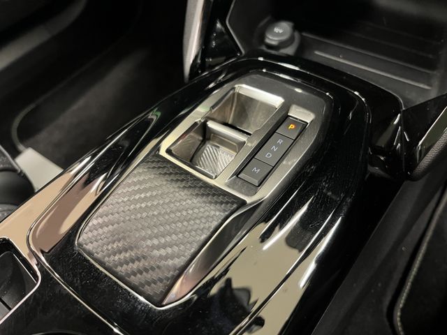 PEUGEOT PEUGEOT 2008 2022