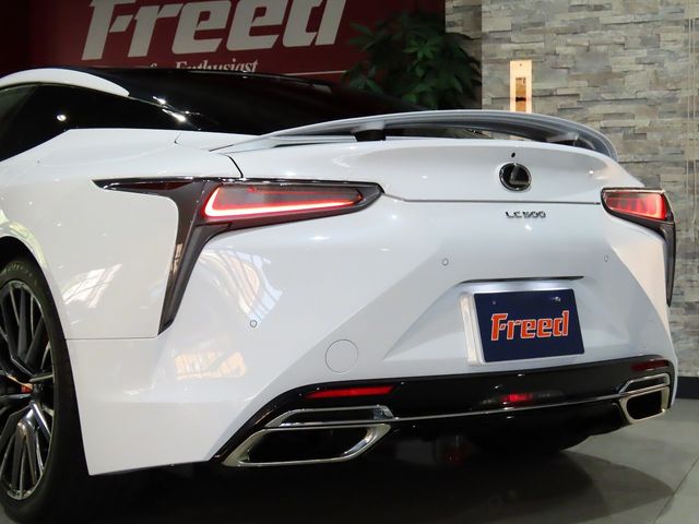 TOYOTA LEXUS LC500 2023