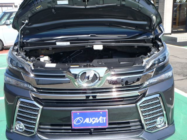 TOYOTA VELLFIRE 2016