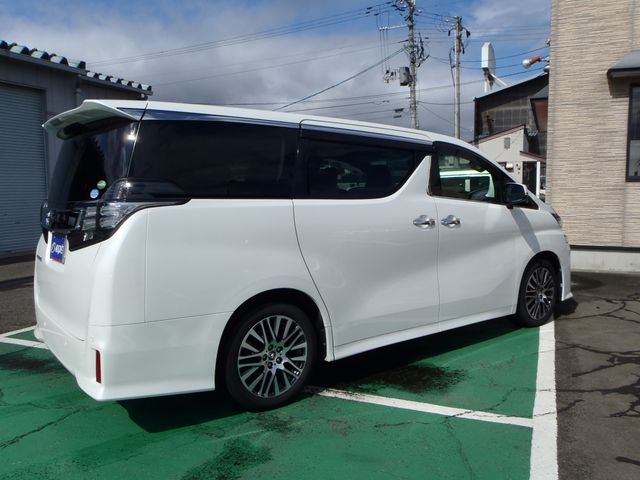 TOYOTA VELLFIRE 2016