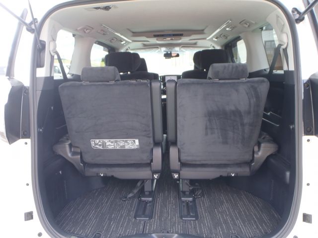 TOYOTA VELLFIRE 2016