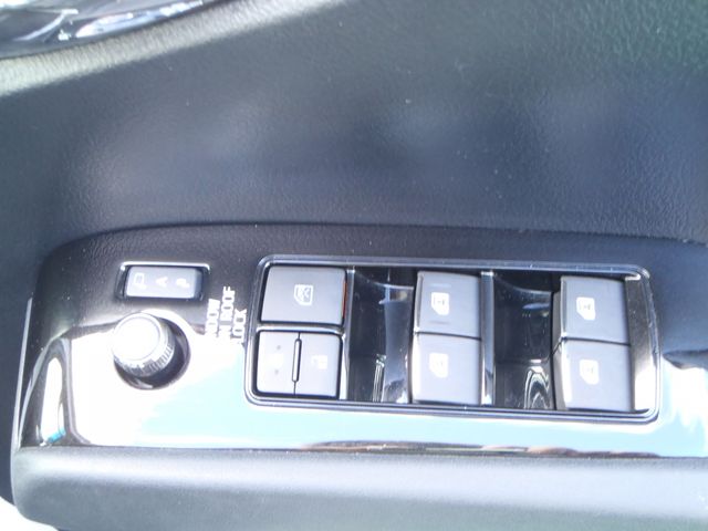 TOYOTA VELLFIRE 2016