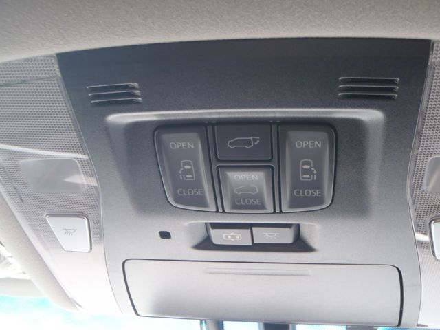 TOYOTA VELLFIRE 2016