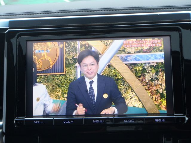 TOYOTA VELLFIRE 2016